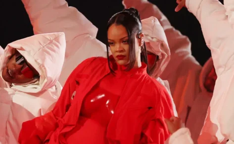 Rihanna y Loewe, una relación rojo pasión que ya es imparable