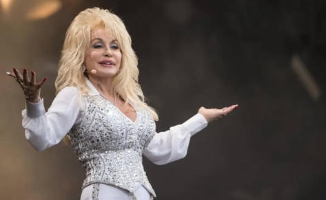 El nuevo disco de Dolly Parton arrasa en Billboard