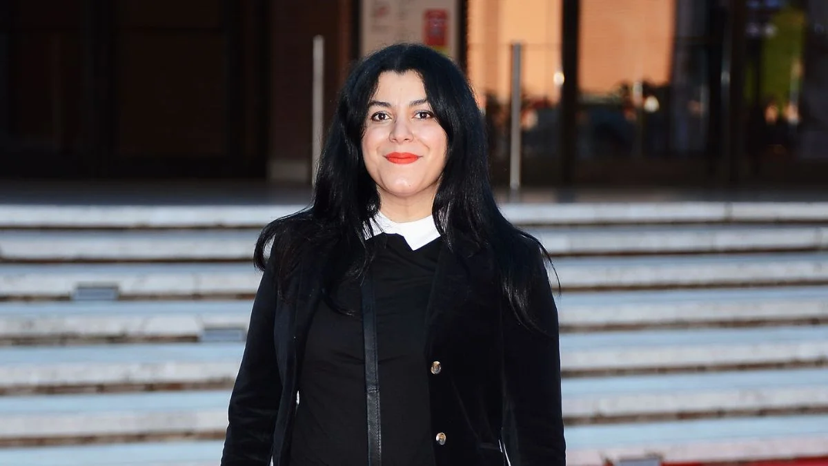 Adiós a Marjane Satrapi, la iraní que revolucionó el mundo del cómic con Persépolis ha muerto de "pena"
